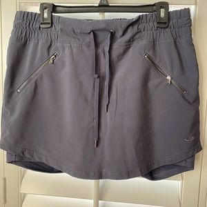 Athletic shorts / skort by Champion, size L
